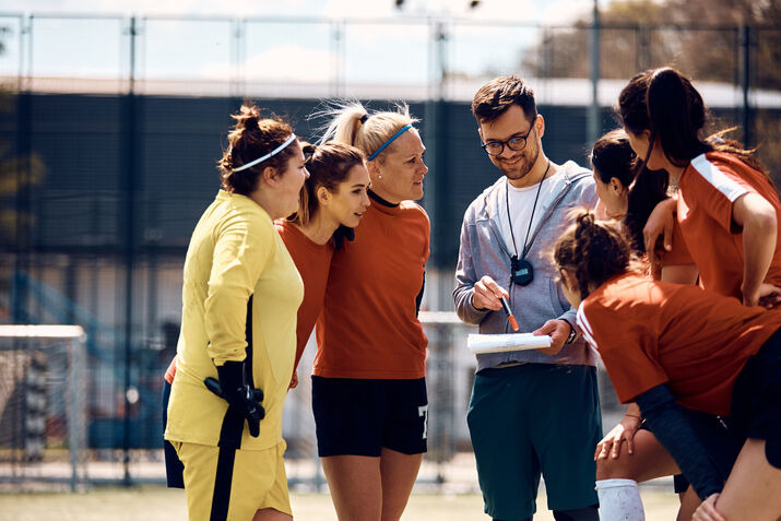 What is a Hybrid Athlete Coach?