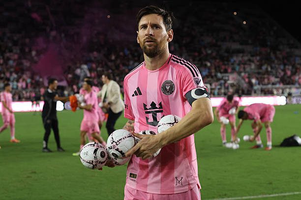 Messi-vs-Ronaldo